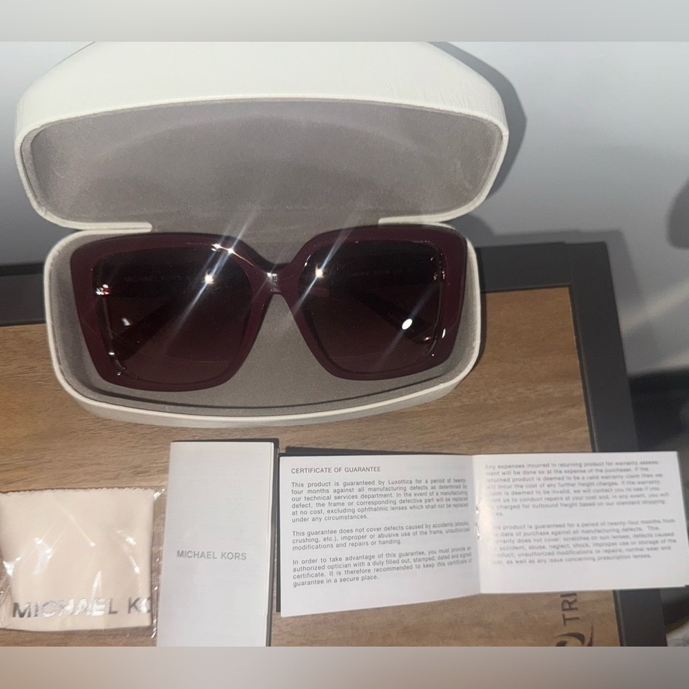 Michael Kors Burgundy Sunglasses COA Included - Picture 2 of 11